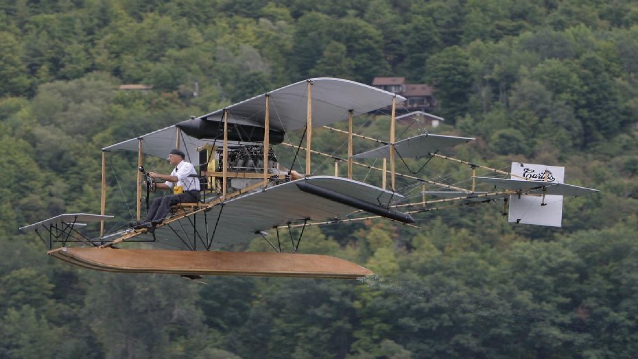 Curtiss A-1 Triad